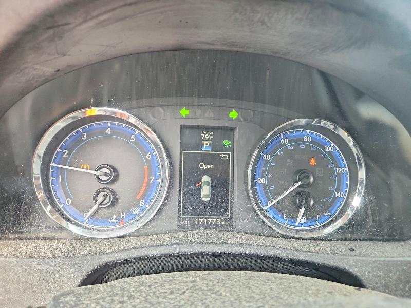 Photo 9 from auction – 2018 TOYOTA COROLLA with VIN 2T1BURHE5JC981323