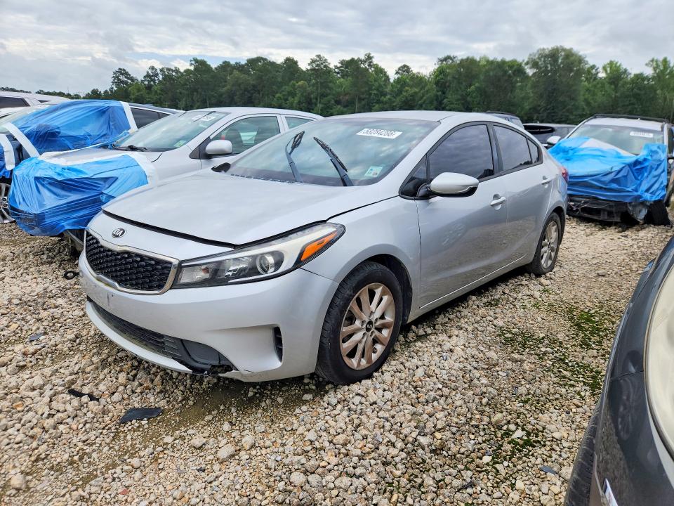 KIA FORTE 2017 with VIN 3KPFL4A71HE003030 - Photo from auction