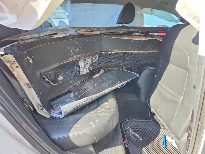 Photo 10 from auction – 2015 VOLKSWAGEN PASSAT with VIN 1VWCV7A34FC096977