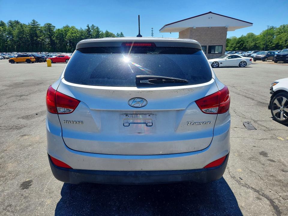 Photo 6 from auction – 2012 HYUNDAI TUCSON with VIN KM8JT3AB3CU392106