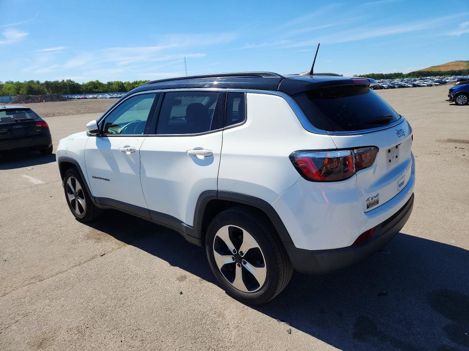 Photo 2 from auction – 2018 JEEP COMPASS with VIN 3C4NJDBB5JT178421