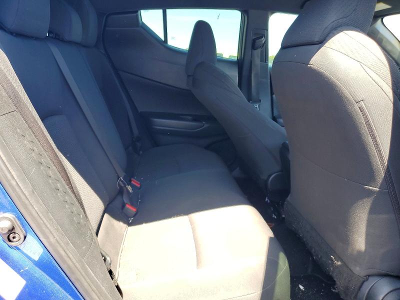 Photo 11 from auction – 2018 TOYOTA C-HR with VIN NMTKHMBX4JR054255
