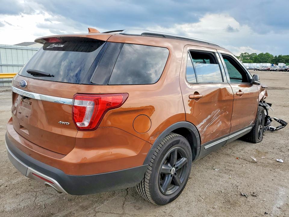 Photo 3 from auction – 2017 FORD EXPLORER with VIN 1FM5K8D84HGA48453