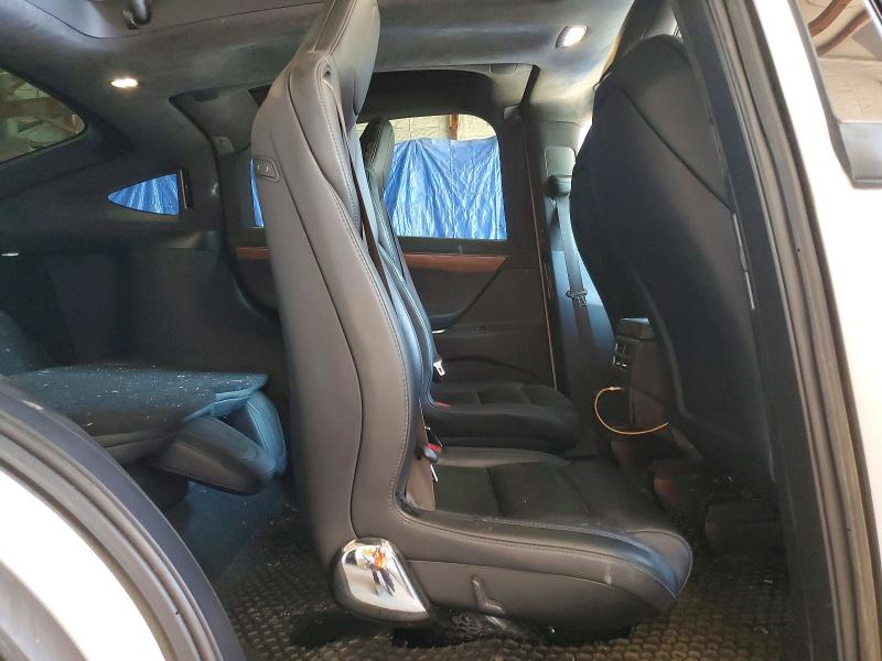 Photo 11 from auction – 2020 TESLA MODEL X with VIN 5YJXCBE26LF271923