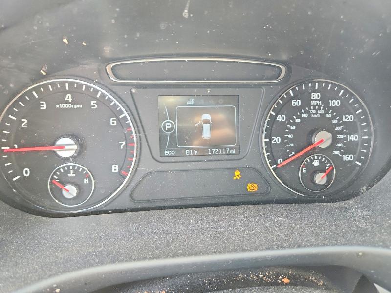 Photo 9 from auction – 2016 KIA SORENTO with VIN 5XYPG4A35GG074061