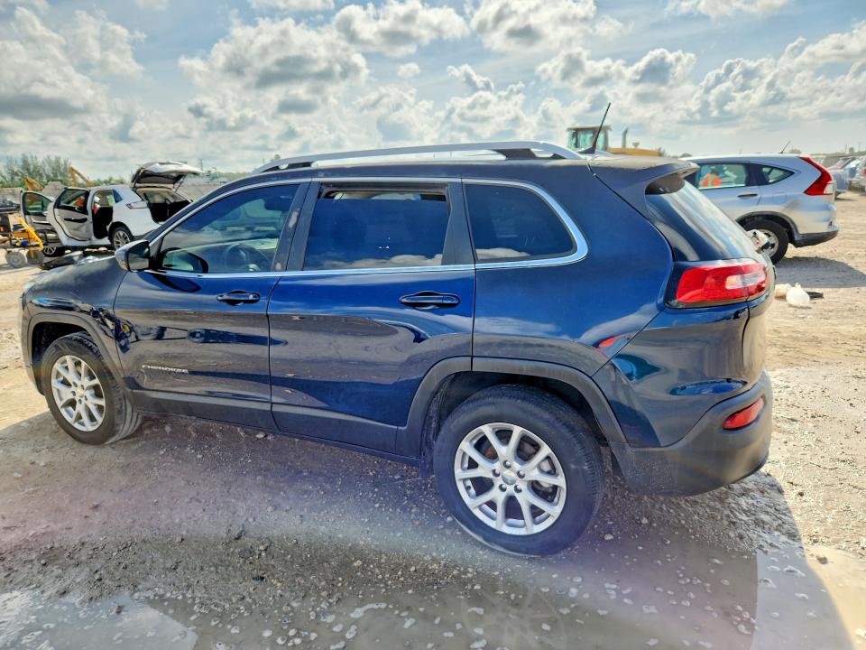 Photo 2 from auction – 2018 JEEP CHEROKEE with VIN 1C4PJLCB4JD551682