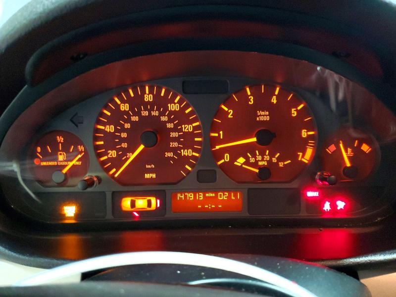 Photo 9 from auction – 2004 BMW 325 with VIN WBAEU33464PF62671