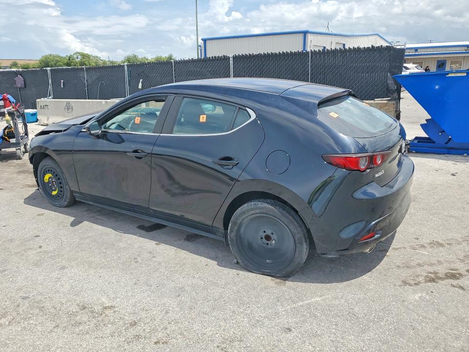 Photo 2 from auction – 2021 MAZDA 3 with VIN JM1BPAKL2M1336962