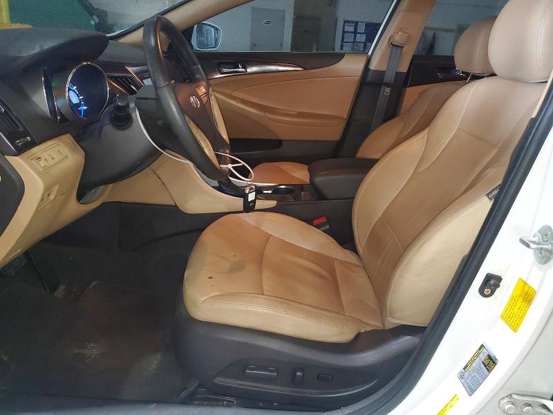 Photo 7 from auction – 2011 HYUNDAI SONATA with VIN 5NPEC4AC8BH285372