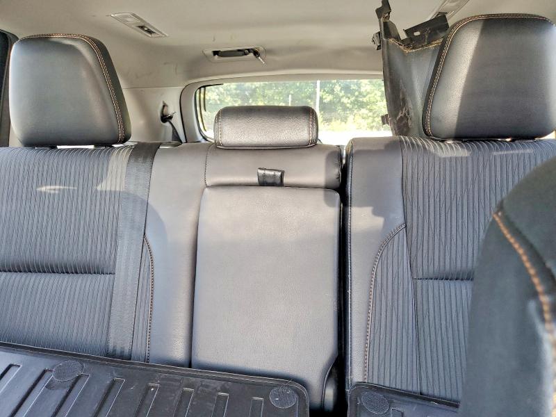 Снимка 10 от търг – 2017 TOYOTA HIGHLANDER с VIN 5TDBZRFH2HS378555
