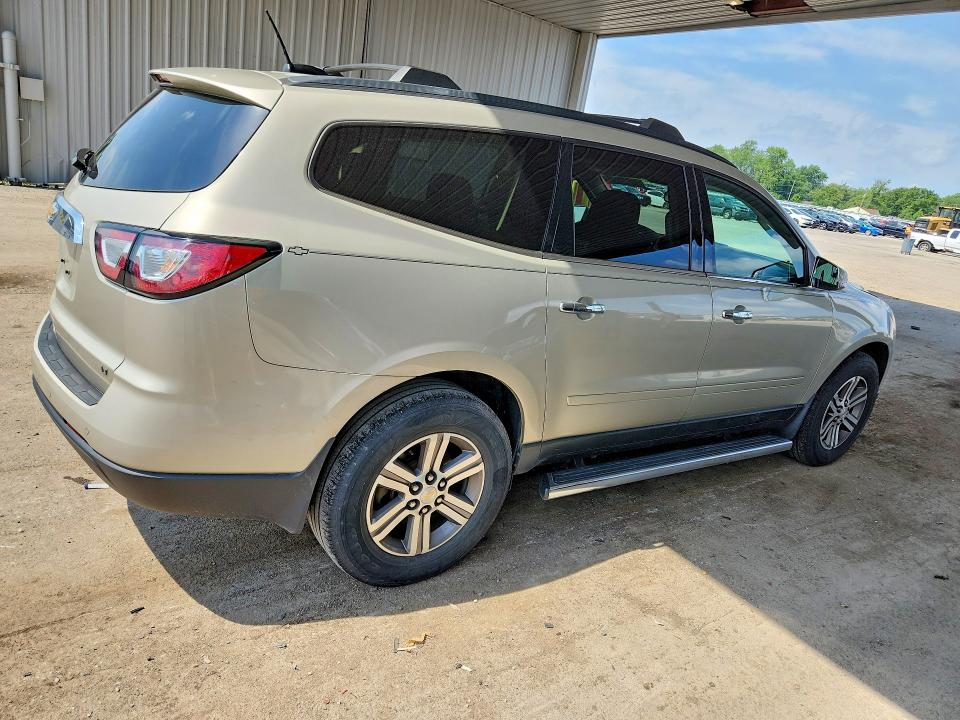 Photo 3 from auction – 2017 CHEVROLET TRAVERSE with VIN 1GNKRGKD7HJ152085
