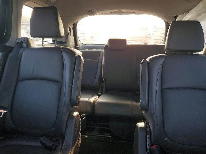 Photo 10 from auction – 2018 HONDA ODYSSEY with VIN 5FNRL6H74JB092414