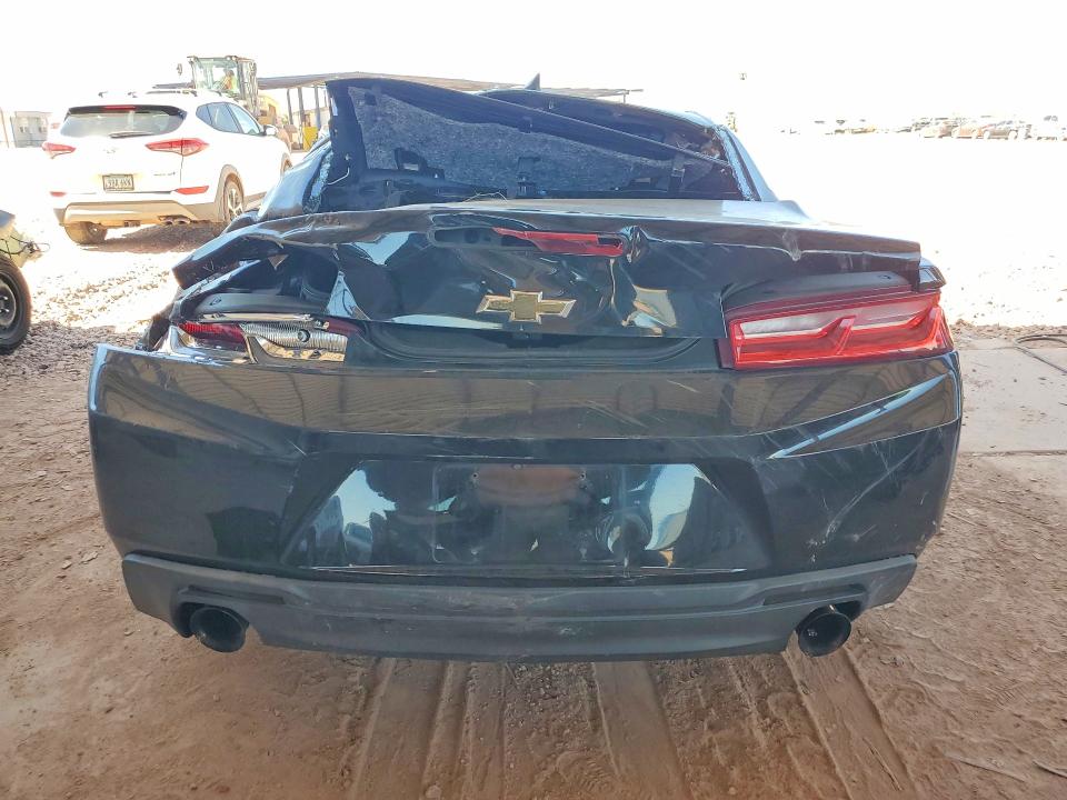Photo 6 from auction – 2018 CHEVROLET CAMARO with VIN 1G1FB1RS9J0188428