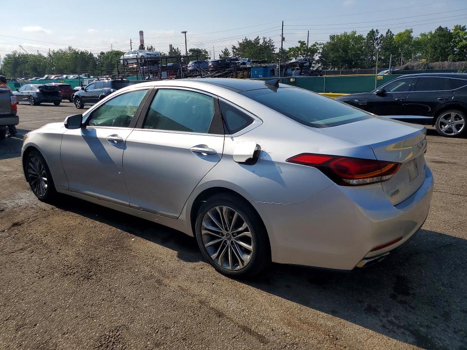 Photo 2 from auction – 2015 HYUNDAI GENESIS with VIN KMHGN4JE5FU016290