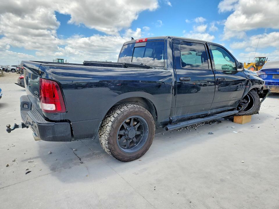 Photo 3 from auction – 2016 RAM 1500 with VIN 1C6RR7MTXGS400986