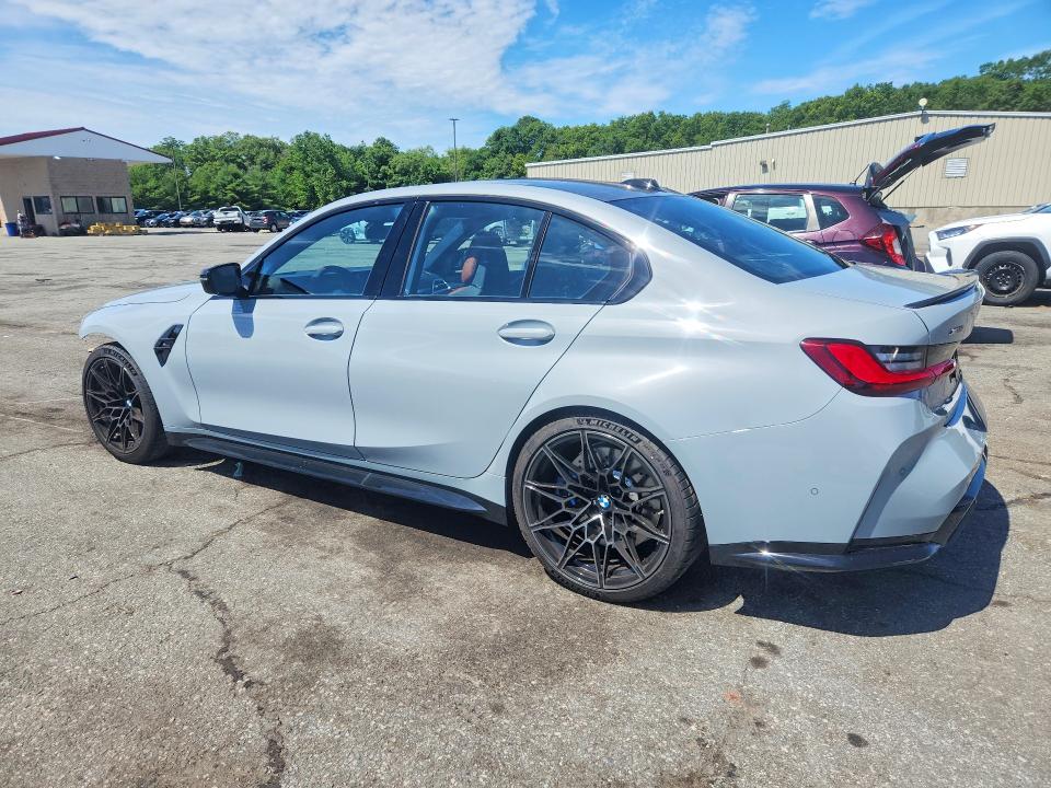 Photo 2 from auction – 2027 BMW M3 with VIN WBS33HJ07VFW69994