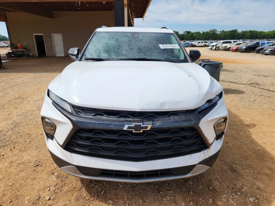 Photo 5 from auction – 2024 CHEVROLET BLAZER with VIN 3GNKBCR42RS216004