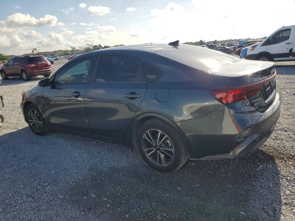 Photo 2 from auction – 2023 KIA FORTE with VIN 3KPF24AD2PE605524