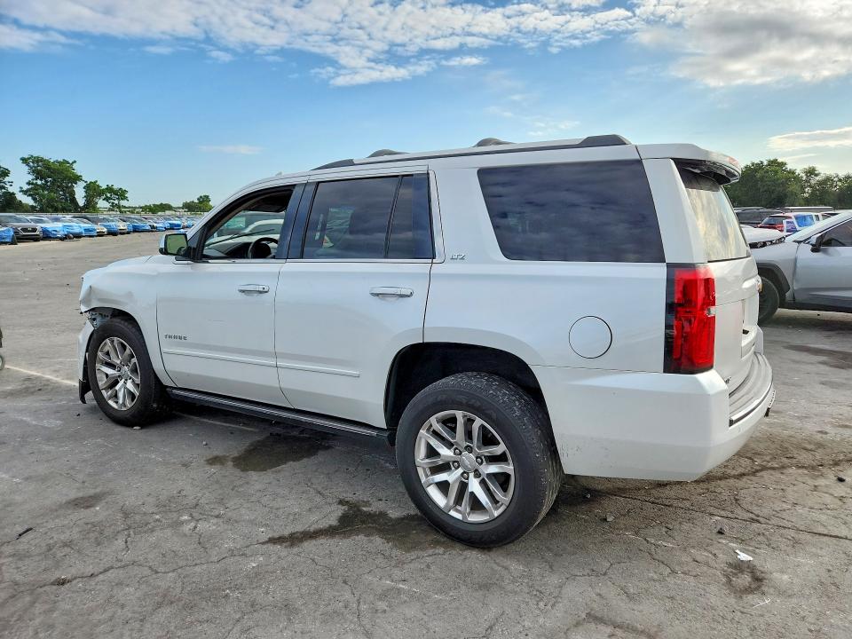 Photo 2 from auction – 2016 CHEVROLET TAHOE with VIN 1GNSCCKC5GR273957
