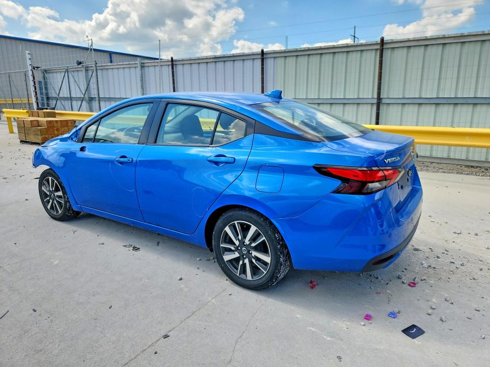 Photo 2 from auction – 2020 NISSAN VERSA with VIN 3N1CN8EV2LL859828