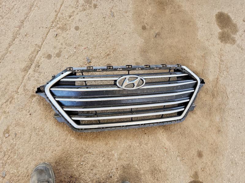Photo 12 from auction – 2017 HYUNDAI ELANTRA with VIN 5NPD74LF8HH075662