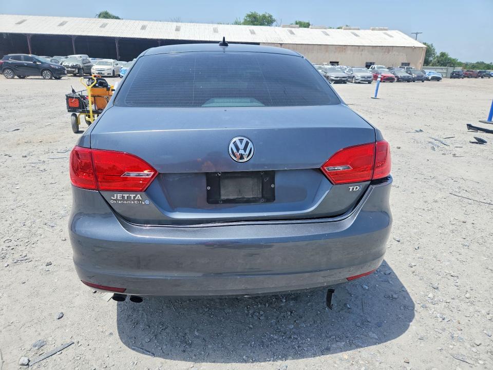 Photo 6 from auction – 2013 VOLKSWAGEN JETTA with VIN 3VWLL7AJ8DM354207