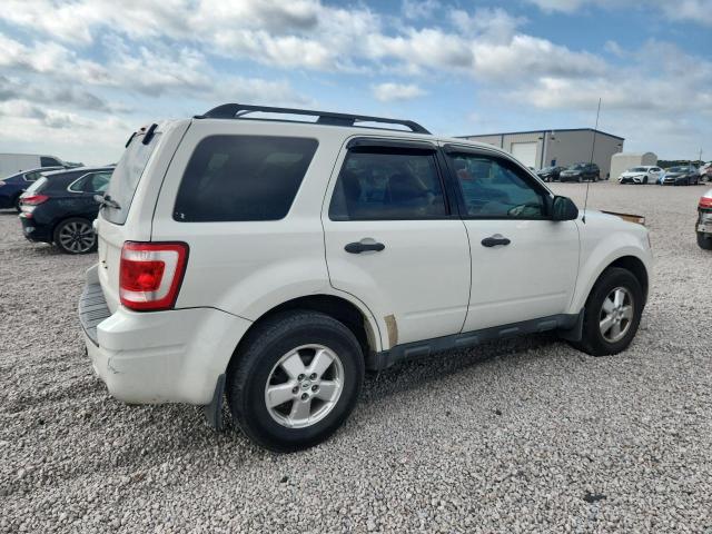 Photo 3 from auction – 2010 FORD ESCAPE with VIN 1FMCU0D7XAKD45868
