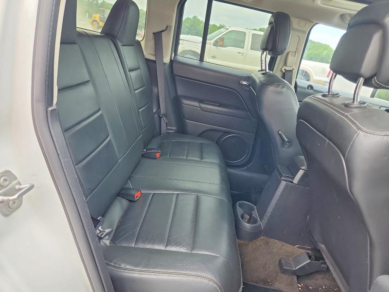Photo 11 from auction – 2017 JEEP PATRIOT with VIN 1C4NJRFB5HD205818