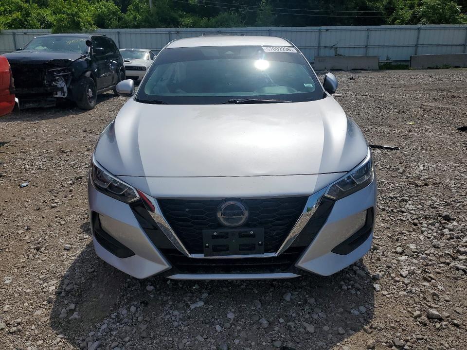 Photo 5 from auction – 2021 NISSAN SENTRA with VIN 3N1AB8CV6MY216387