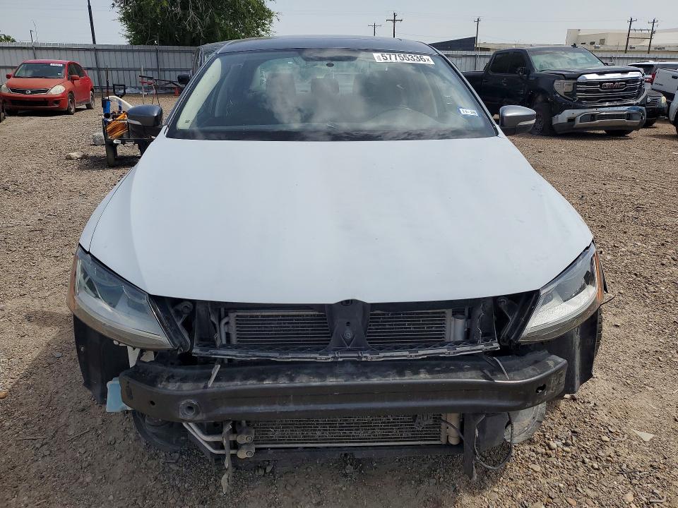 Photo 5 from auction – 2017 VOLKSWAGEN JETTA with VIN 3VWDB7AJ8HM313816