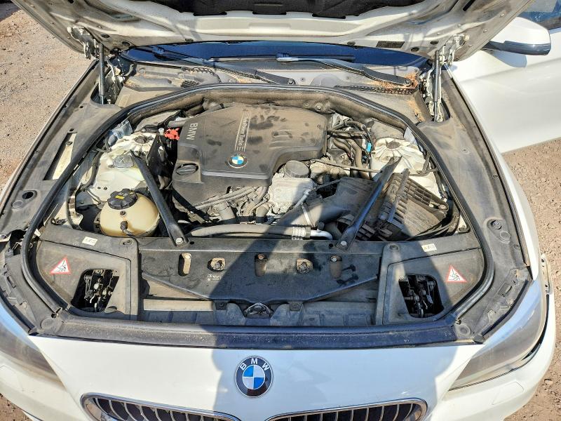 Photo 11 from auction – 2016 BMW 528 with VIN WBA5A7C52GG149947