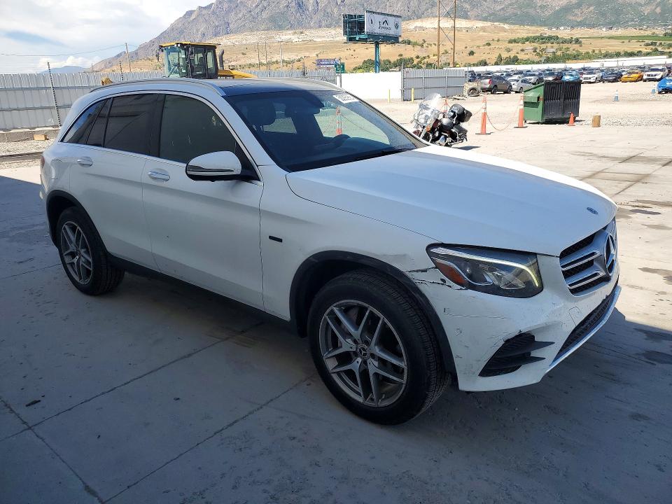 Photo 4 from auction – 2019 MERCEDES-BENZ GLC with VIN WDC0G5EB9KF596366