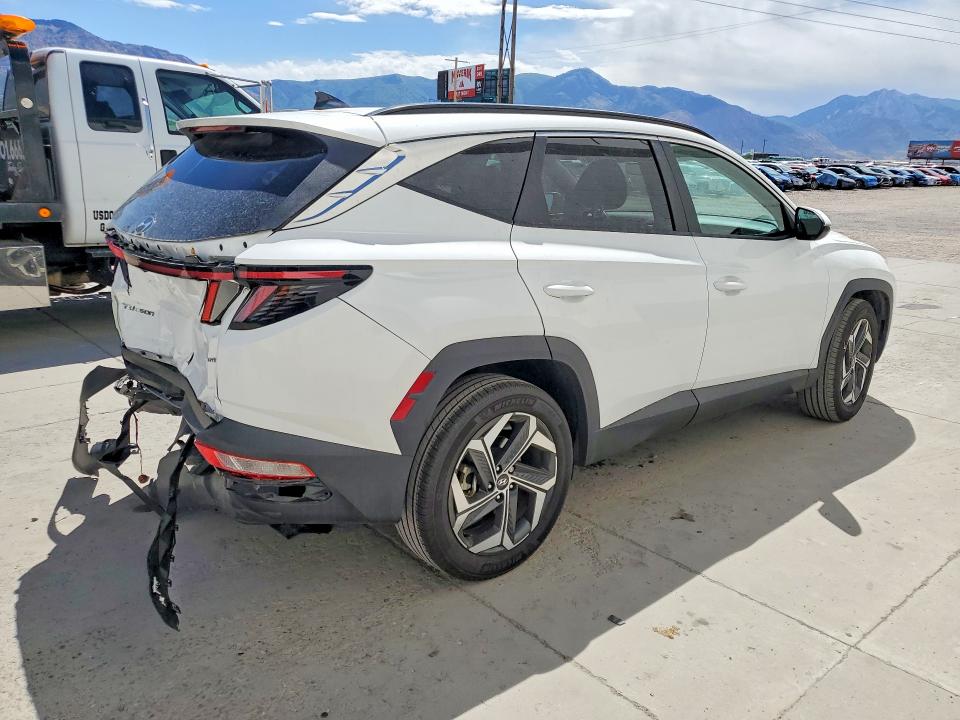 Photo 3 from auction – 2023 HYUNDAI TUCSON with VIN 5NMJFCAE3PH234383