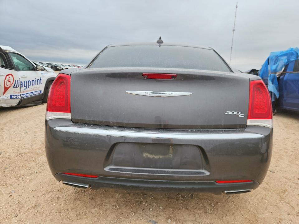 Photo 6 from auction – 2017 CHRYSLER 300C with VIN 2C3CCAEG8HH564670