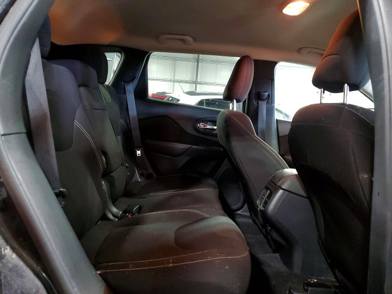 Photo 11 from auction – 2016 JEEP CHEROKEE with VIN 1C4PJMCS4GW242409