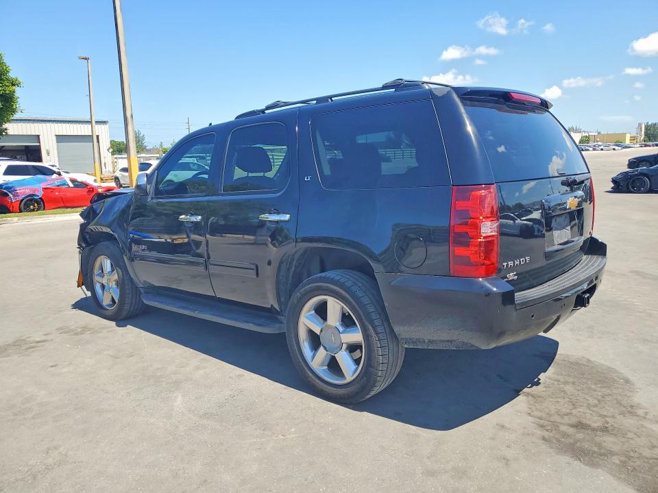 Снимка 2 от търг – 2011 CHEVROLET TAHOE с VIN 1GNSCBE00BR140835