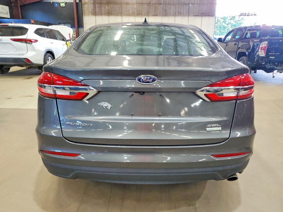 Photo 6 from auction – 2019 FORD FUSION with VIN 3FA6P0CD2KR110383