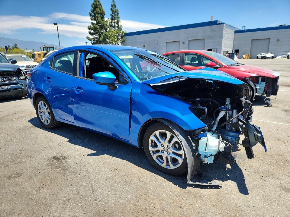 Photo 4 from auction – 2016 SCION IA with VIN 3MYDLBZV7GY115442