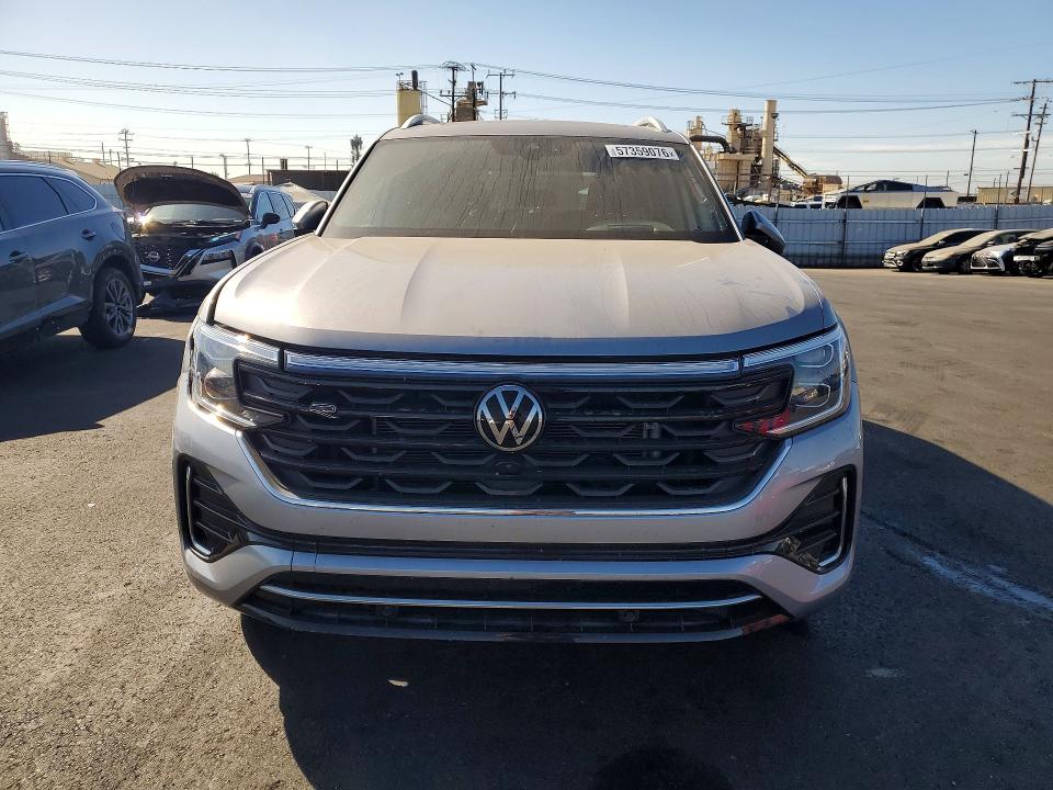 Photo 5 from auction – 2024 VOLKSWAGEN ATLAS with VIN 1V2FR2CA1RC524820