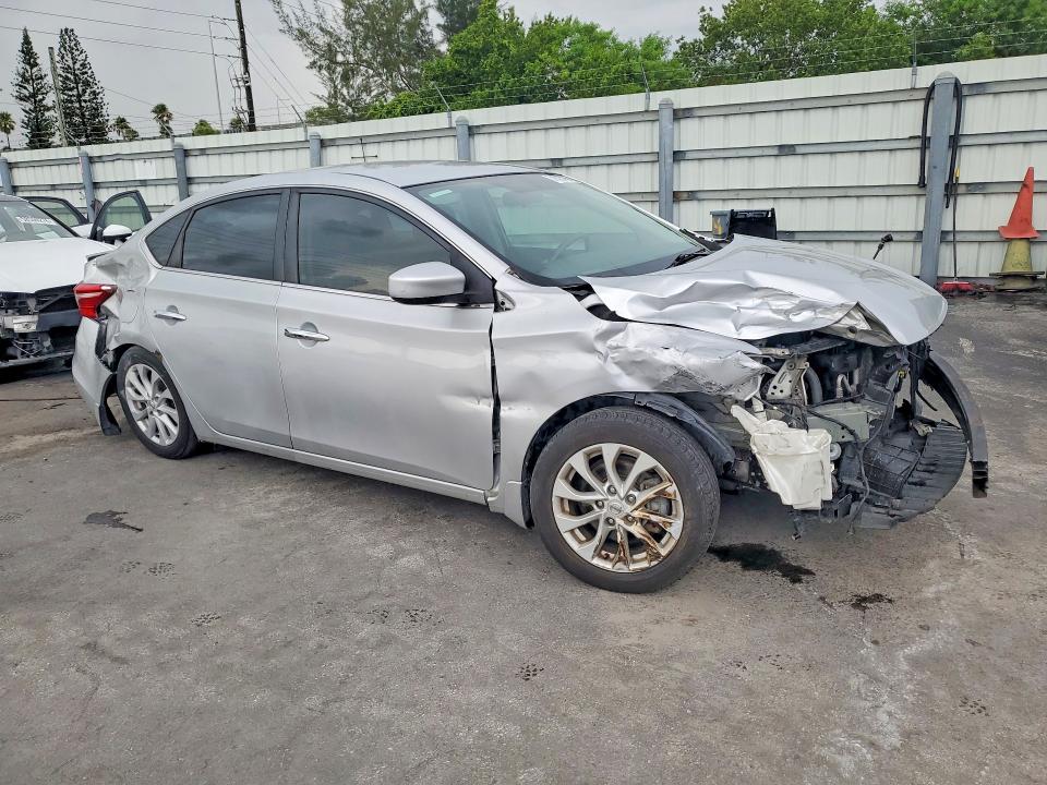 Photo 4 from auction – 2019 NISSAN SENTRA with VIN 3N1AB7AP2KY245476