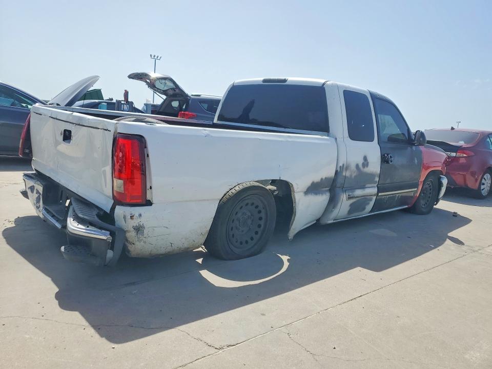 Photo 3 from auction – 2003 CHEVROLET SILVERADO with VIN 2GCEC19V331287375