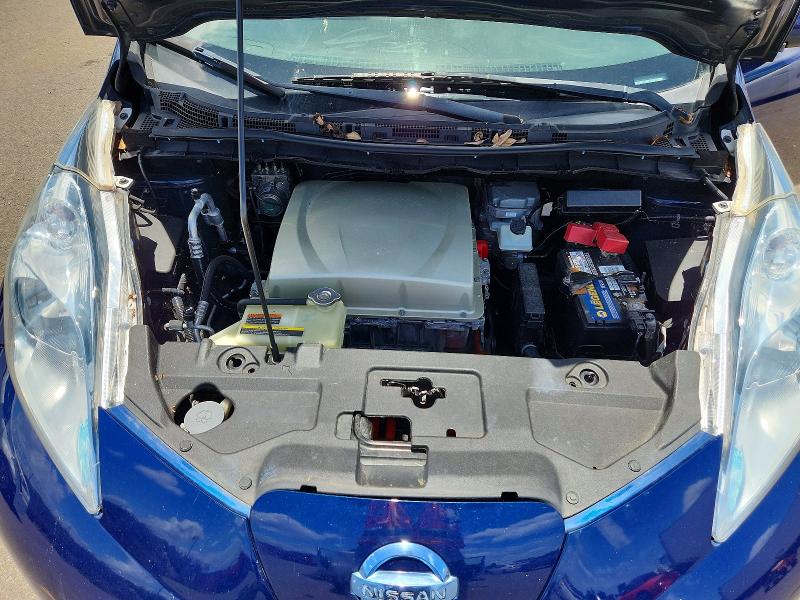 Photo 11 from auction – 2017 NISSAN LEAF with VIN 1N4BZ0CP6HC303890