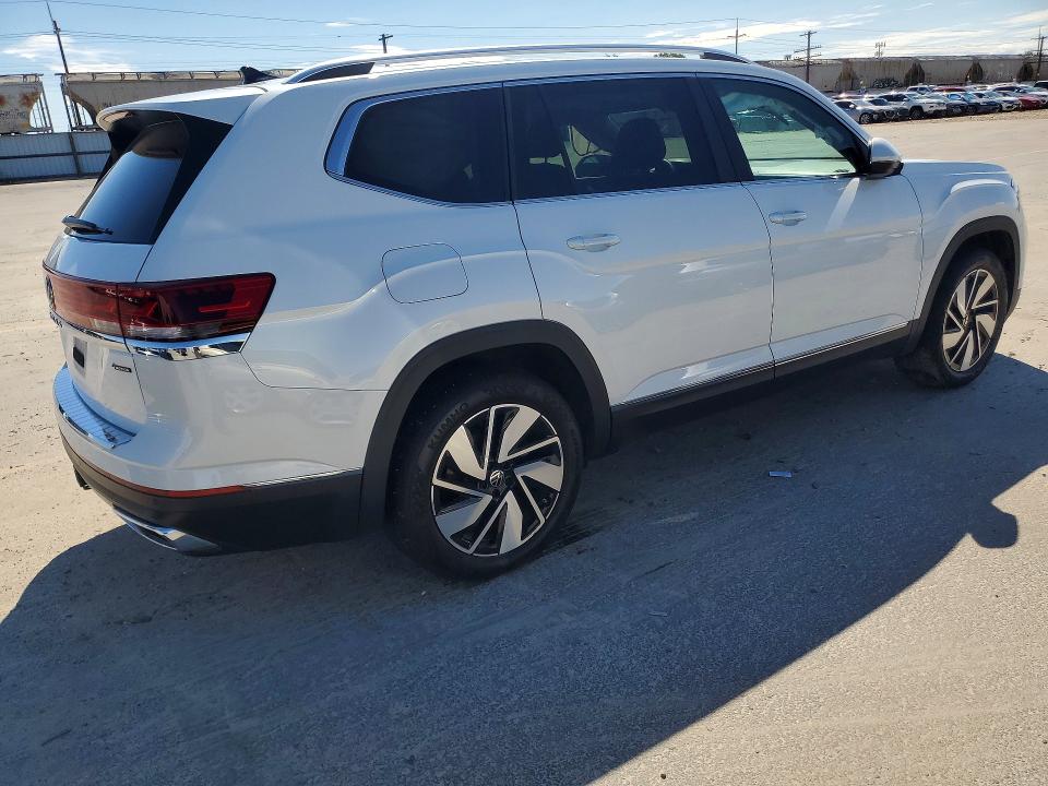 Photo 3 from auction – 2025 VOLKSWAGEN ATLAS with VIN 1V2BR2CA8SC530795
