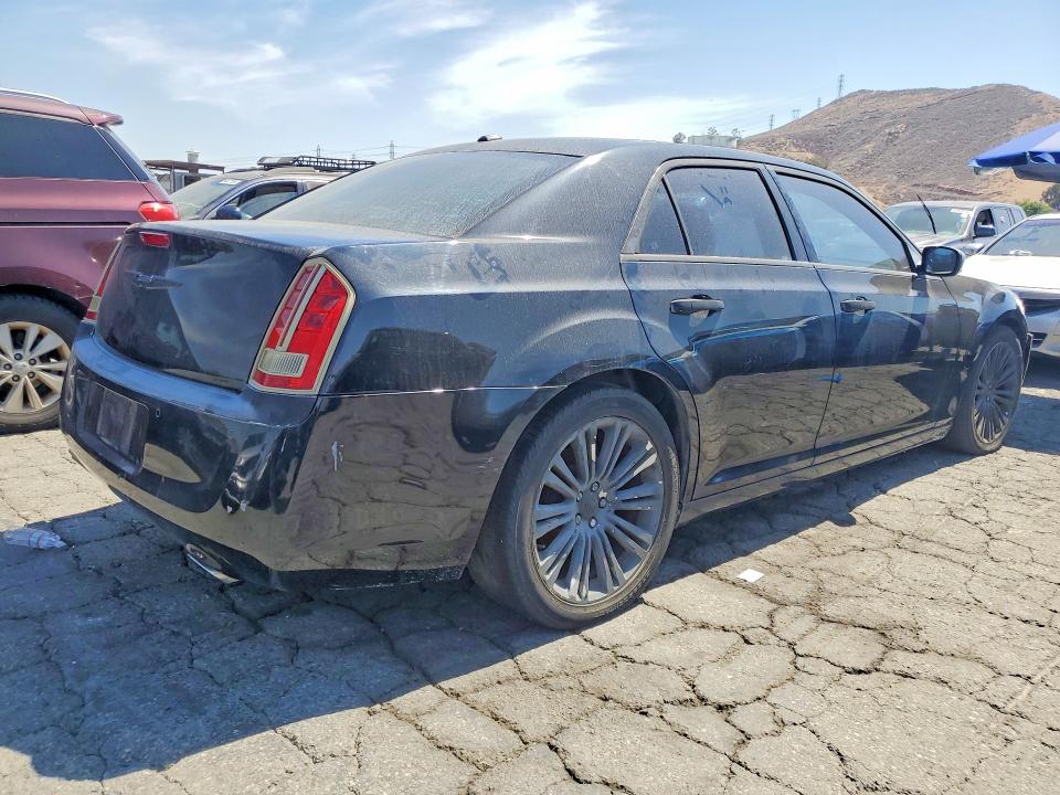 Photo 3 from auction – 2013 CHRYSLER 300C with VIN 2C3CCAET6DH630737
