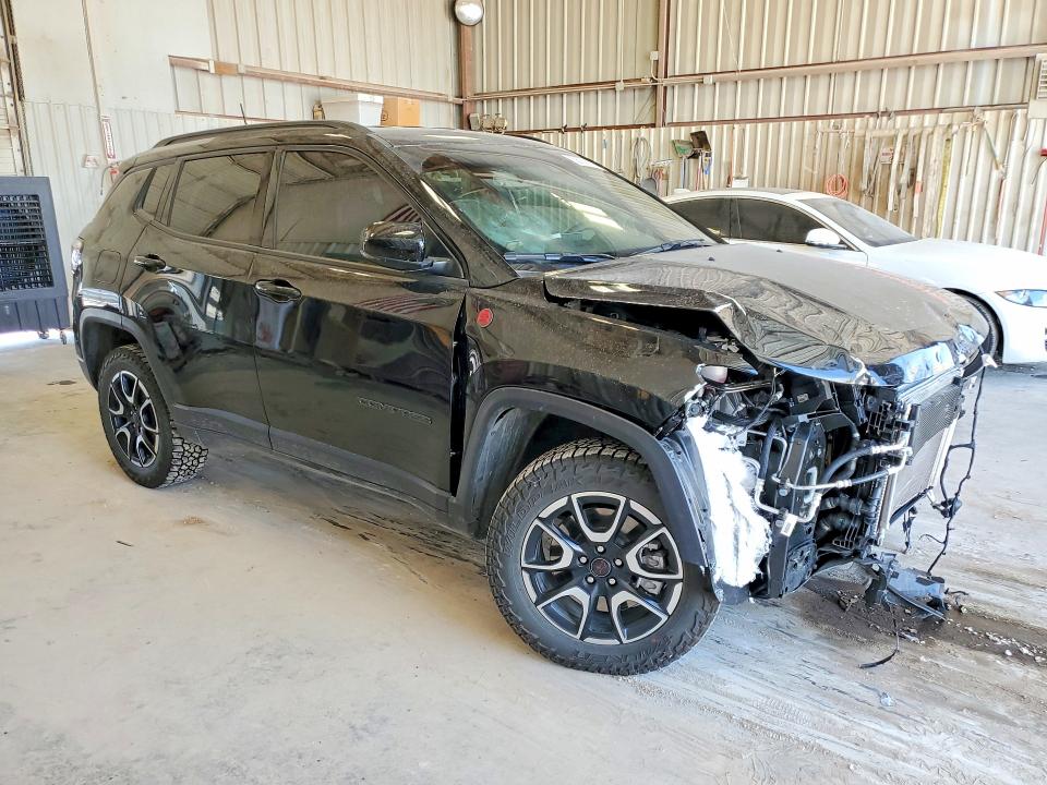 Photo 4 from auction – 2026 JEEP COMPASS with VIN 3C4NJDDN3TT195230