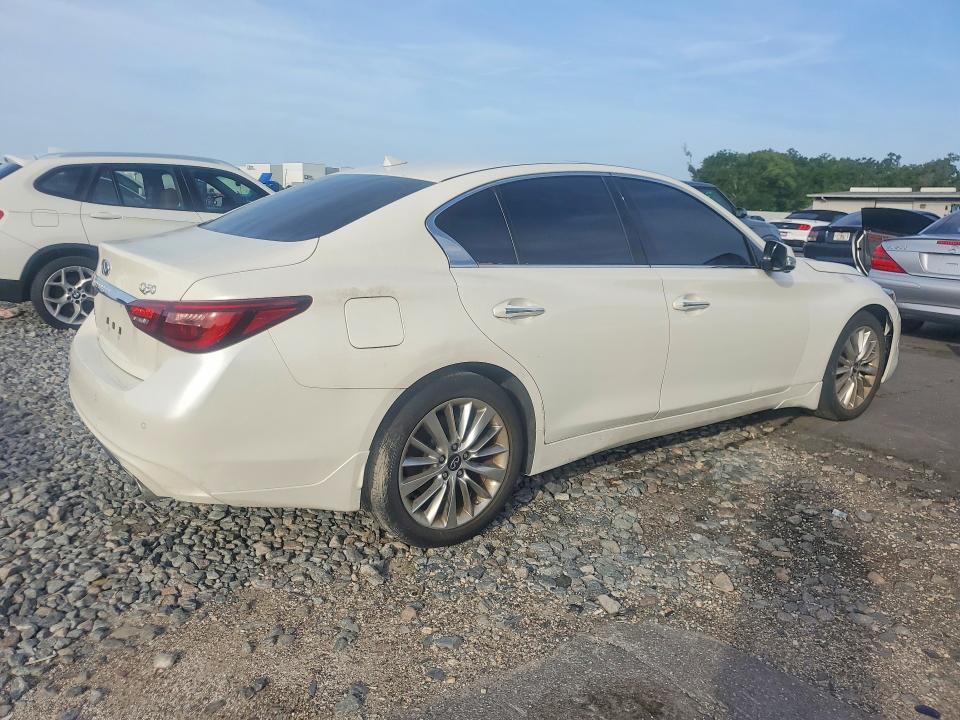 Photo 3 from auction – 2021 INFINITI Q50 with VIN JN1EV7BR7MM753571