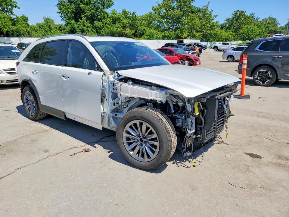 Photo 4 from auction – 2024 MAZDA CX-90 with VIN JM3KKBHA6R1156215