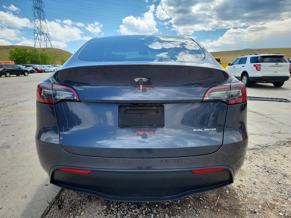 Photo 6 from auction – 2023 TESLA MODEL Y with VIN 7SAYGDEE8PF935484