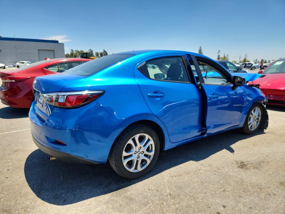 Photo 3 from auction – 2016 SCION IA with VIN 3MYDLBZV7GY115442