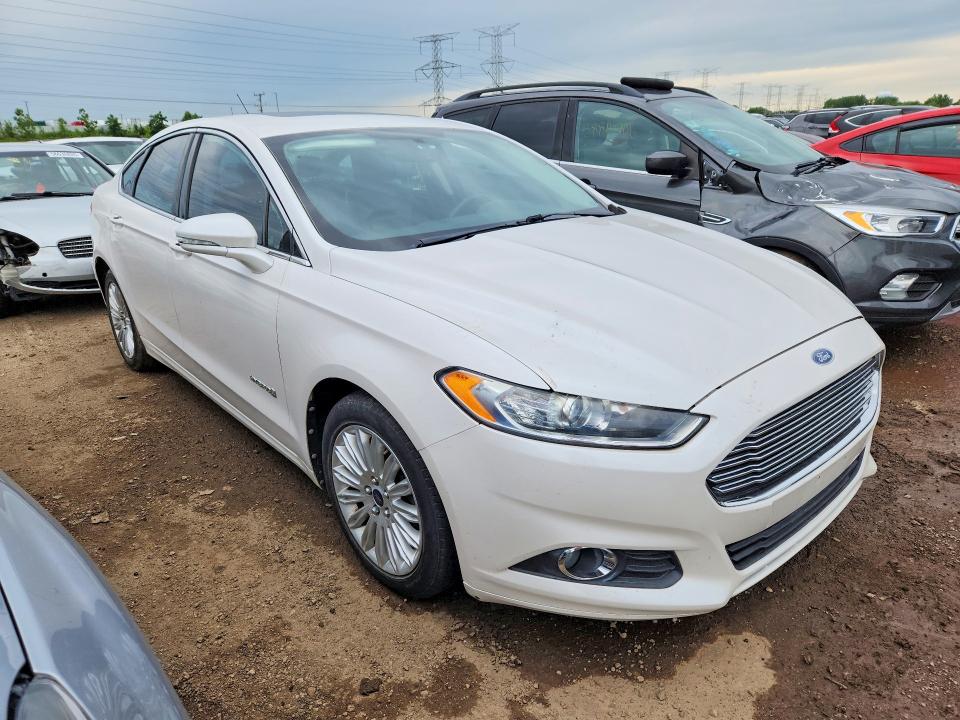 Photo 4 from auction – 2013 FORD FUSION with VIN 3FA6P0LU7DR206755